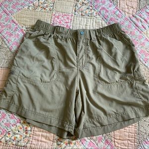 Columbia quick dry shorts